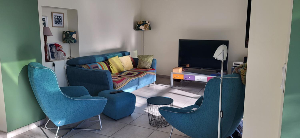 Others 2, 1 chambre 2 personnes dans une maison avec jardin proche centres d'interet et commerces, Calvados