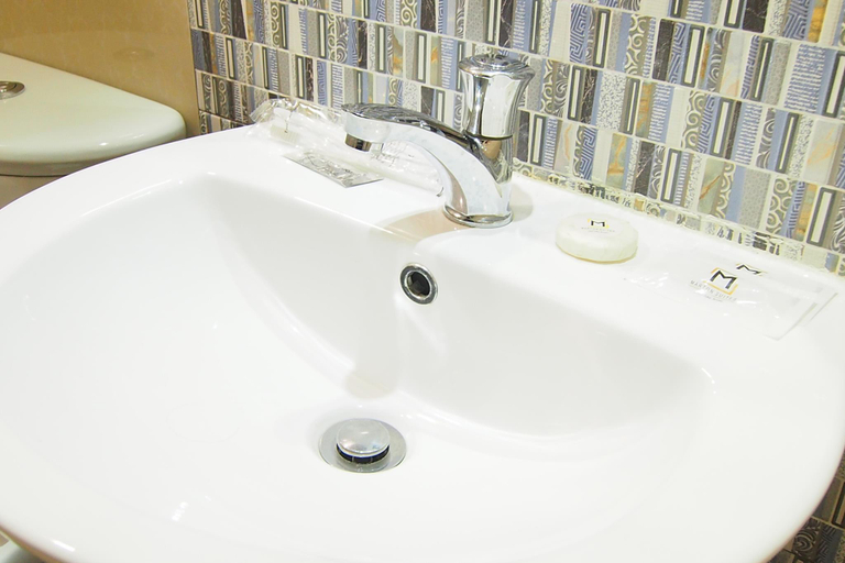Bathroom 12