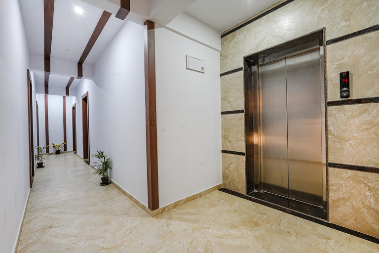 Public Area 3, Fabhotel Tree Suites, Bangalore