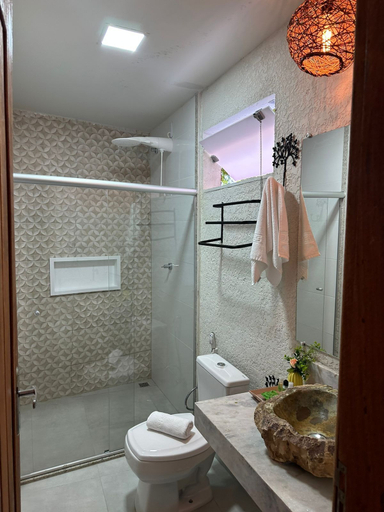 Bathroom 4, Pousada Preciosa do Arraial - com Natura e L’Occitane - recém inaugurada, Porto Seguro