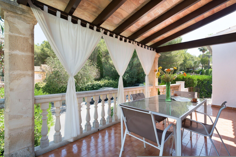 Room 5, Can Caimari in Mal Pas-bon Aire, Baleares