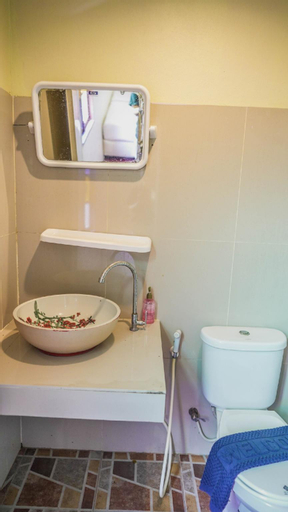 Bathroom 8