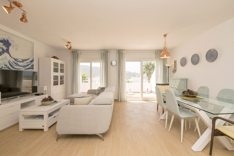 Room 4, Mirador Del Estrecho, Cádiz