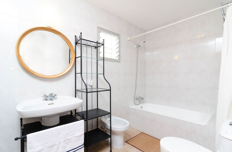 Room 5, Hort De Can Bou in Porreres, Baleares