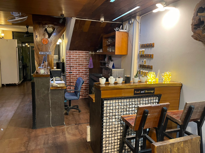 Food & Drinks 2, Bb House Budget & Boutique Hotel, Muang Chiang Mai