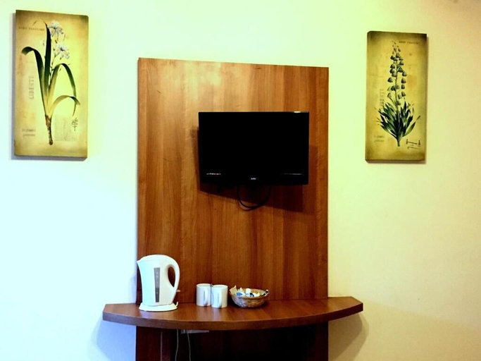 Others 5, The Oasis Hotel, Hertfordshire