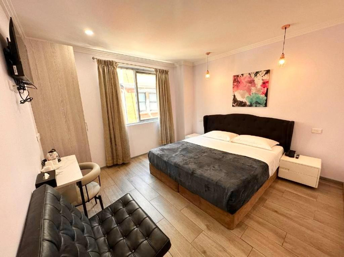 Bedroom 2, Sydney Riseon Hotel, Sydney
