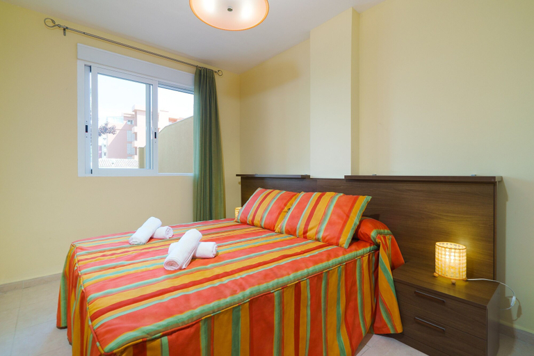Room 4, Fais in D nia With 2 Bedrooms and 2 Bathrooms, Alicante