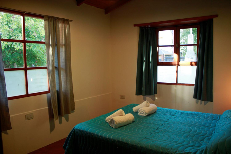 Bedroom 2, Casanicca Habitaciones privadas en Casa con espacios compartidos, Lacar
