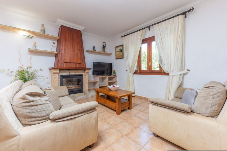 Room 5, Pleta De Son Monjo in Maria de la Salut, Baleares