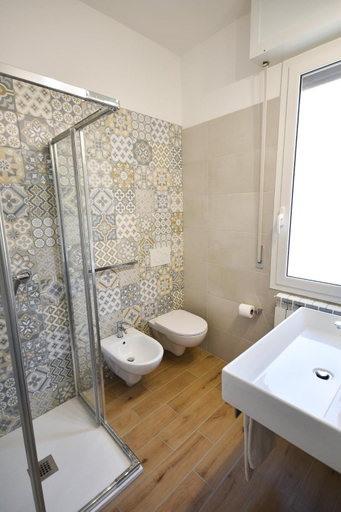 Bathroom 2, Hotel Residence La Palma, Savona