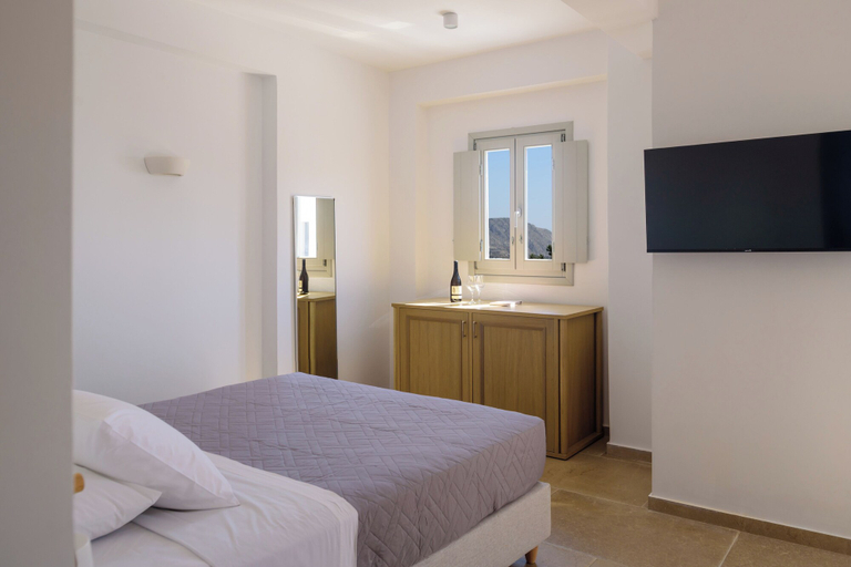 Bedroom 5, Elia Pyrgos Suites, South Aegean
