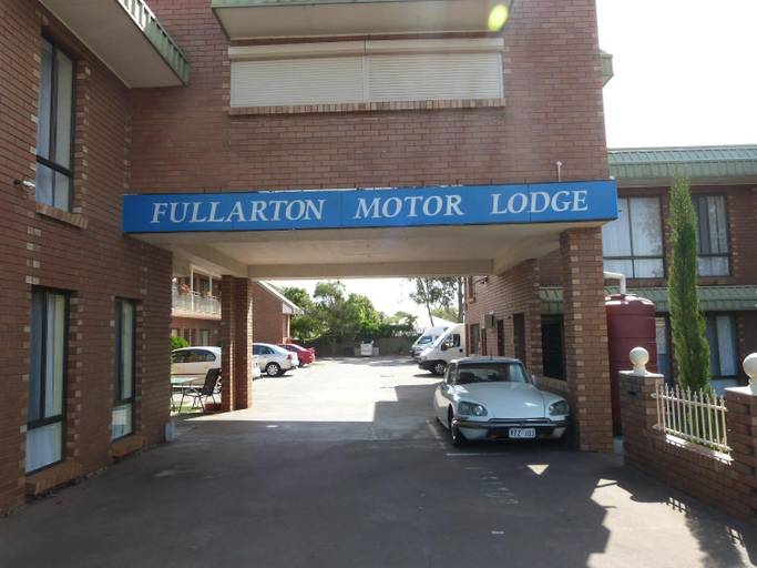 Others 4, Fullarton Motor Lodge, Adelaide