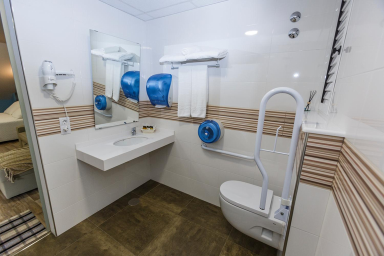 Bathroom 2, Albergue Arribada, A Coruña