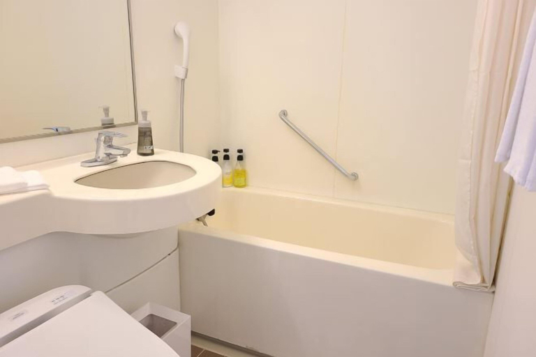 Bathroom 3