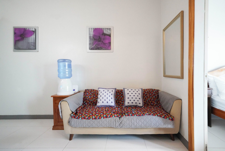 Bedroom 2, KL Tower, Makati City