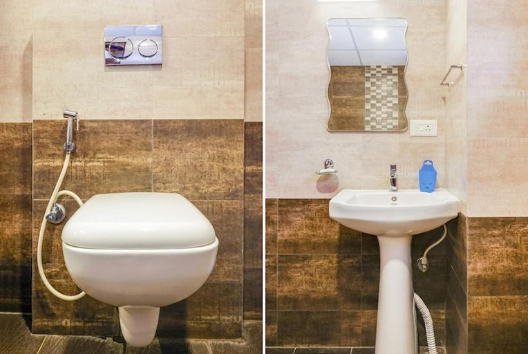 Bathroom 3, Ajantha Komforts, Bengaluru, Bangalore
