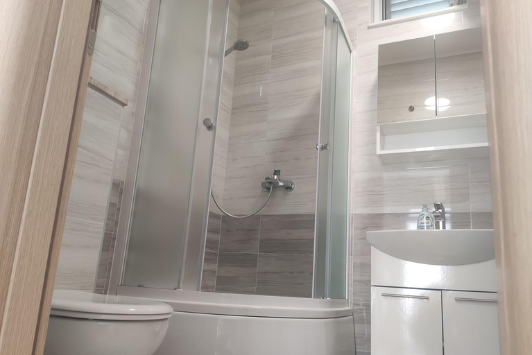 Others 4, Apartmani Pjera, Baška Voda