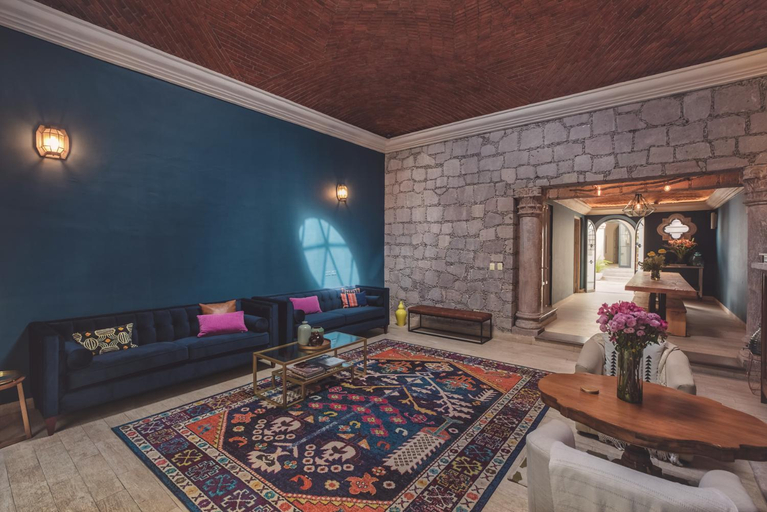 Public Area 2, Casa Delphine, Allende