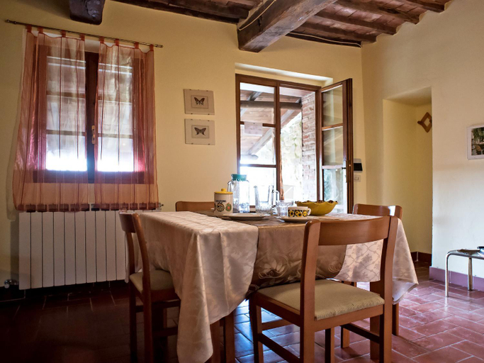 Food & Drinks, Apartment Paradiso Selvaggio-1 by Interhome, Perugia