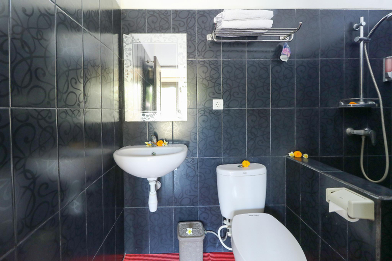Bathroom 6