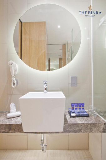 Bathroom 8