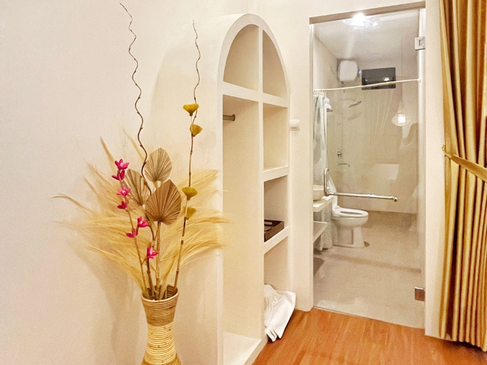 Bedroom 5, Vikosa Private Pool Villa with view, Sleman