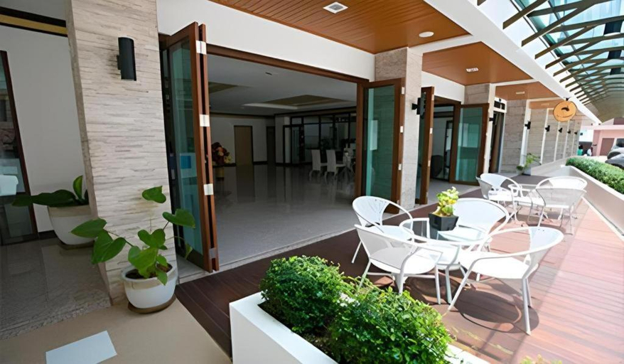 Exterior & Views 2, Hotel The Capital, Dhaka