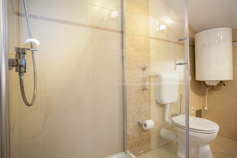 Bathroom 4, Apartments Dino, Krk