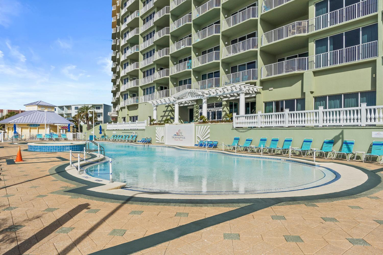 Sport & Beauty 2, Boardwalk Beach Resort by Panhandle Getaways, Bay