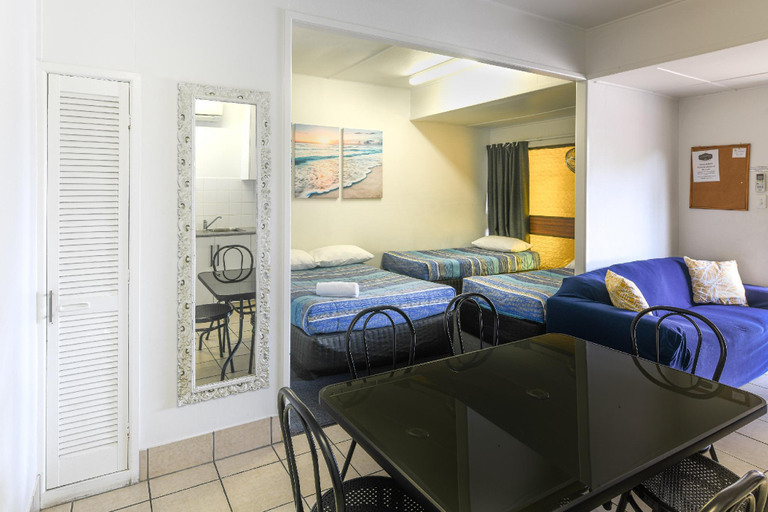 Bedroom 3, Cool Palms Motel, Mackay - Pt A