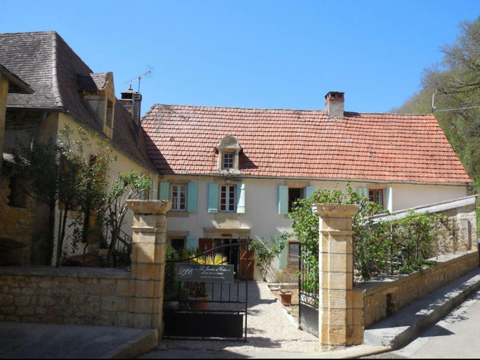 Others 2, Le jardin d'Eden, Dordogne