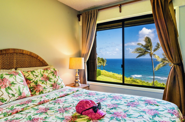 Bedroom, Sealodge J9, Kauai
