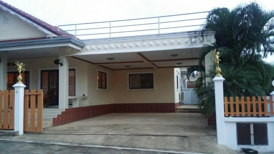 Baan Chockchai 3, Sattahip