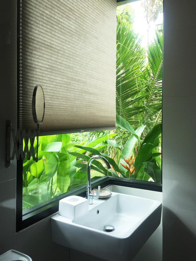Bathroom 4