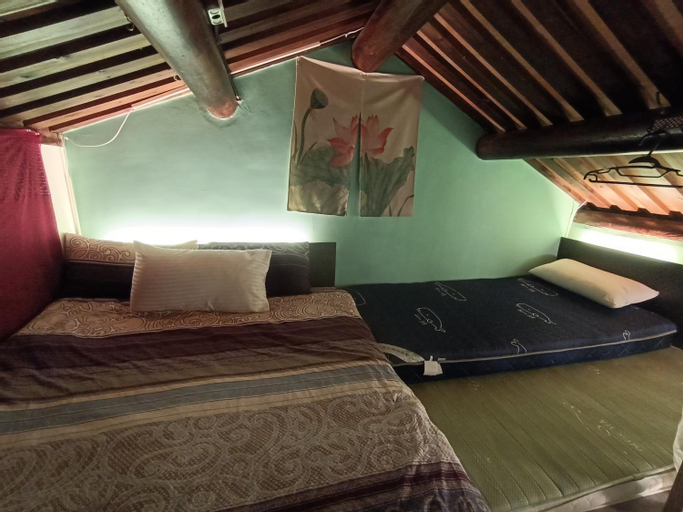 Bedroom 2, The Other Side Ancient House Homestay - Priority for Full House Booking - Biiann B&B, Kinmen