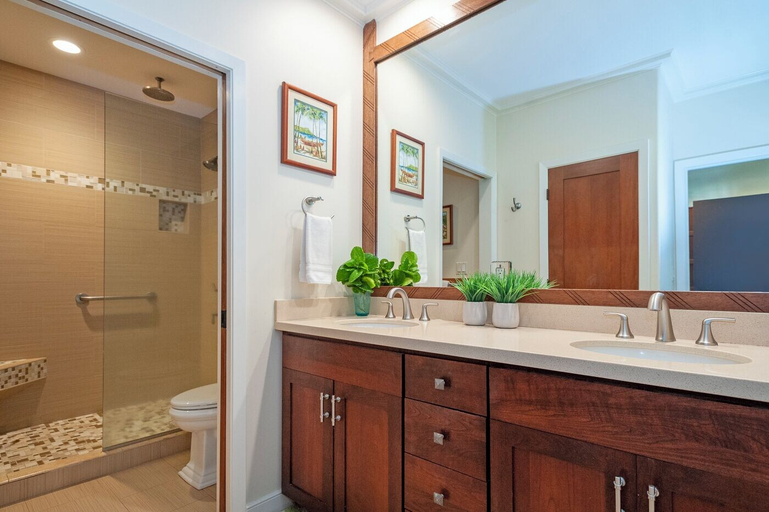 Bathroom 4, Hanalei Colony Resort E3, Kauai