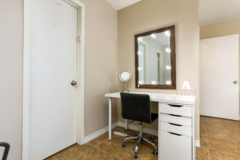 Others 3, Home near Sea World & Lackland, Bexar