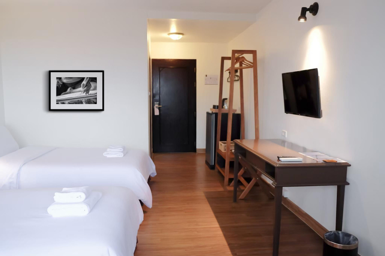Bedroom 6