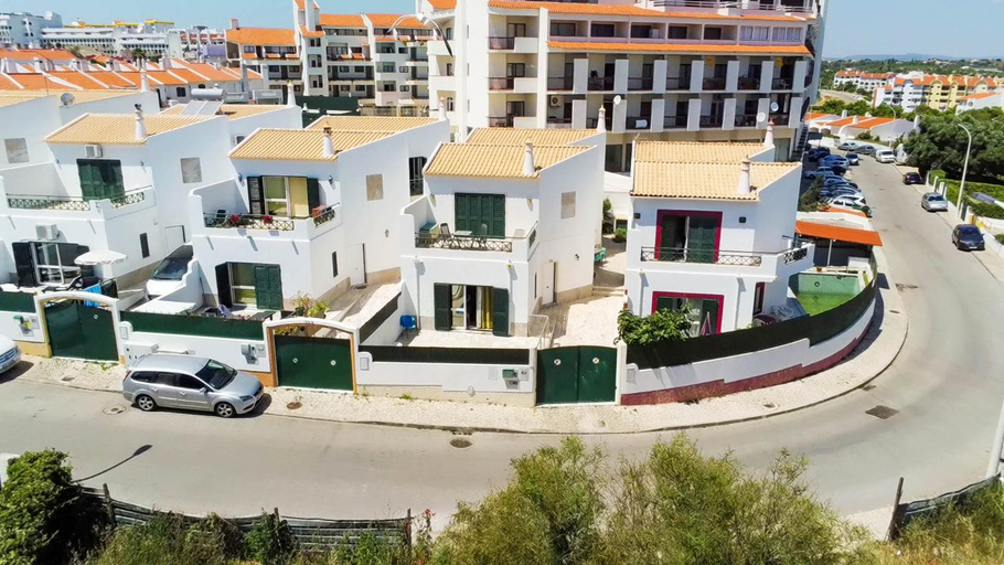 Others 3, Villa Golfinho by Sunny Deluxe, Albufeira