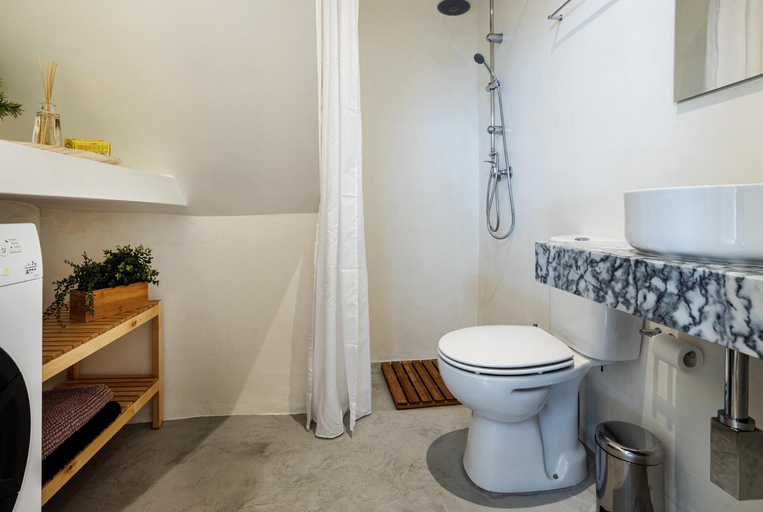 Bathroom 3, Alfar Story - Evora House, Évora