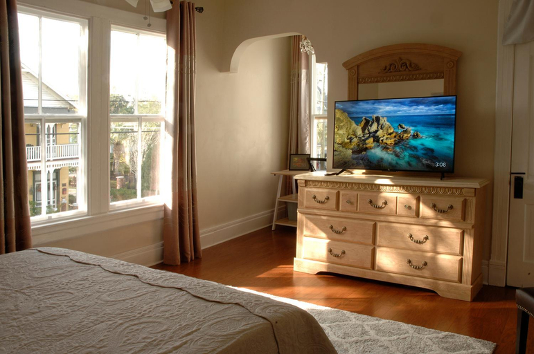 Others 5, MayLi Place Luxury King Suite Downtown St Augustine, Saint Johns