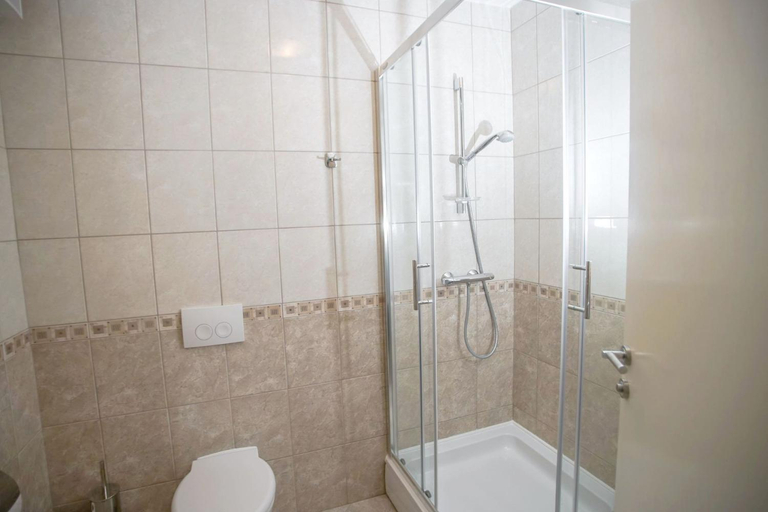 Bathroom 3, Apart-pansion Promajna, Baška Voda