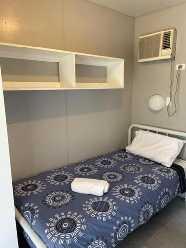 Bedroom 3, Oakridge Motel Tourist Park, Jondaryan - Pt B
