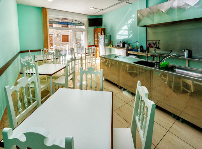 Food & Drinks, Albergue Arribada, A Coruña