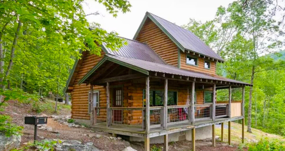 Exterior & Views 1, Hunter's Hideaway, Blount