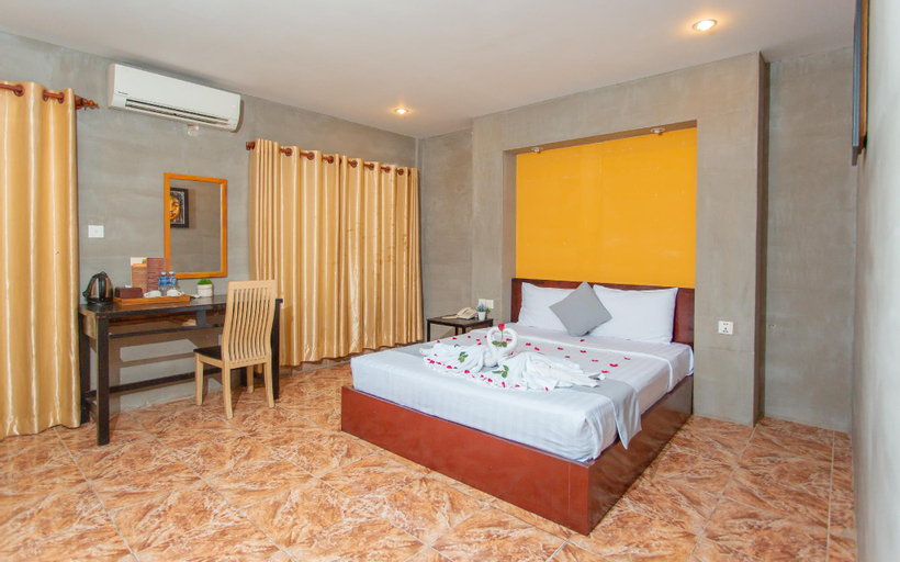 Bedroom 14