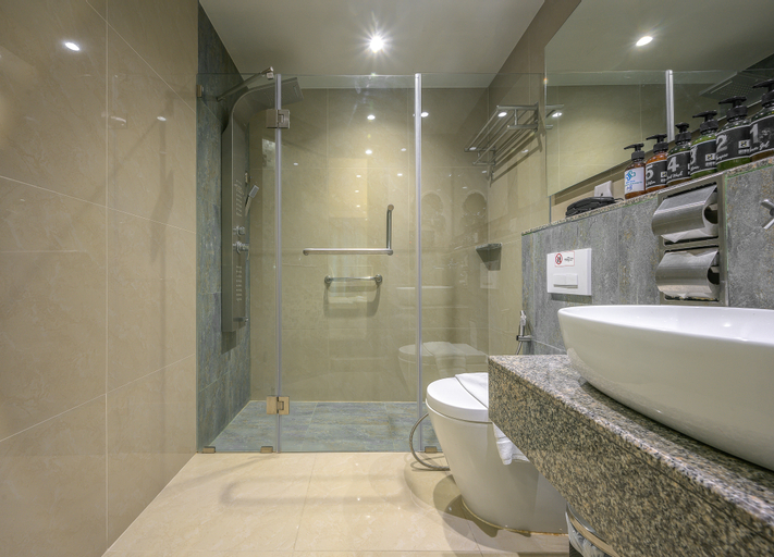 Bathroom 8