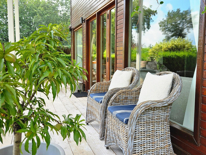 Exterior 5, Beautiful Holiday Home With Spacious Garden, Barneveld