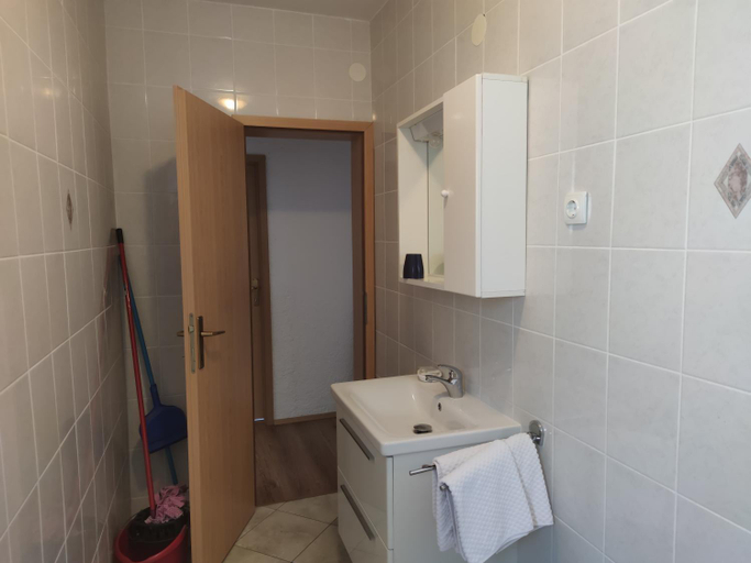 Bathroom 3, Apartments Dijana, Krk